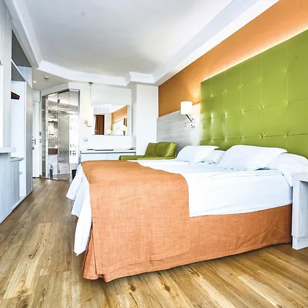 Europe Playa Marina - Adults Only Hotel Illetas Exterior photo
