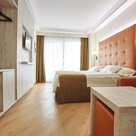 Europe Playa Marina - Adults Only Hotel Illetas Exterior photo